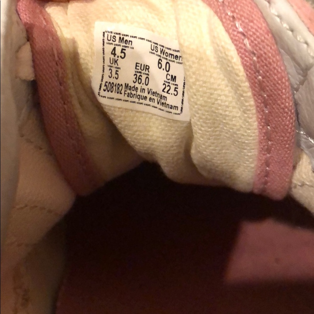 Pink vans! - Picture 6 of 6